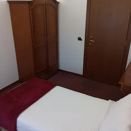 Regina Pollino مورانو كالابرو