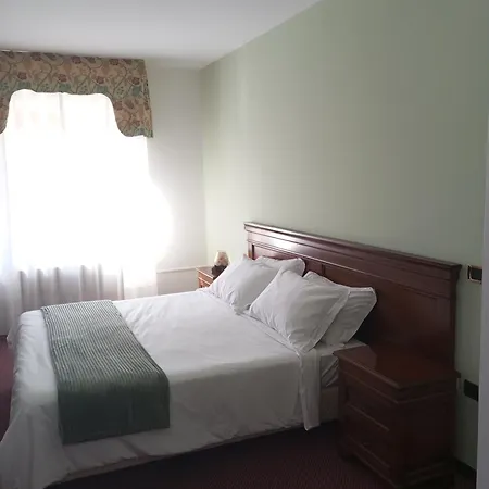 Regina Pollino 3* مورانو كالابرو