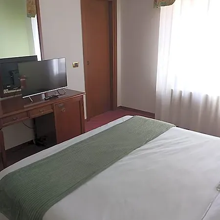 Otel Regina Pollino Morano Calabro