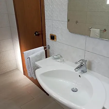 Regina Pollino 3*