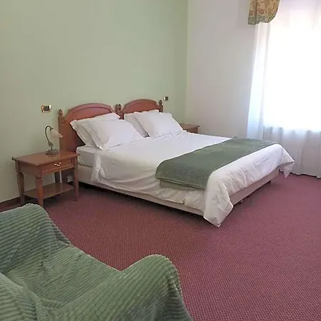 Otel Regina Pollino 3*
