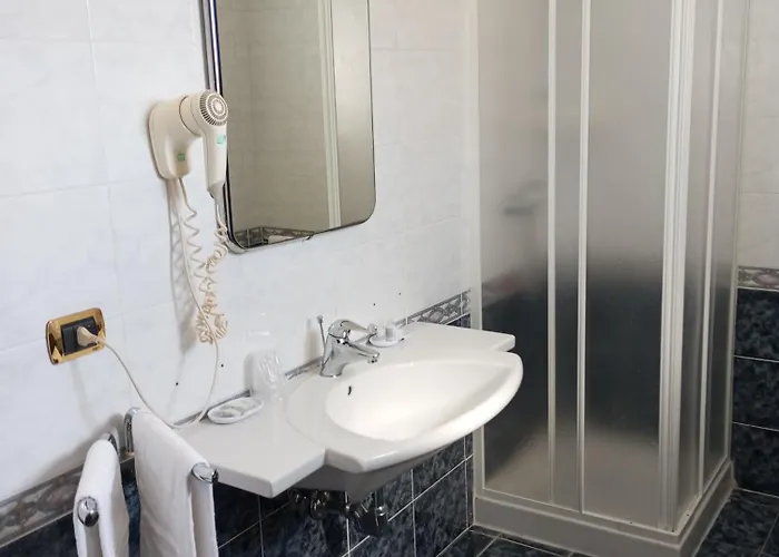 Hotel Regina Pollino 3*